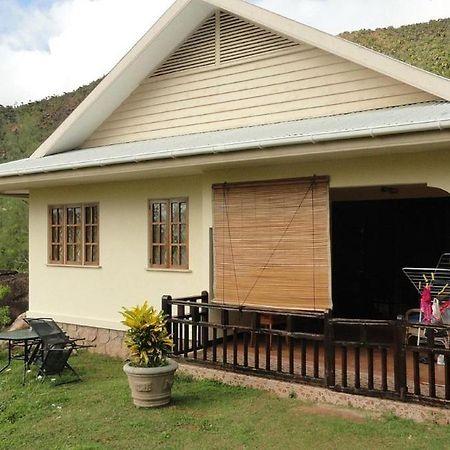 Apartamento Jardin Marron Baie Sainte Anne Exterior foto