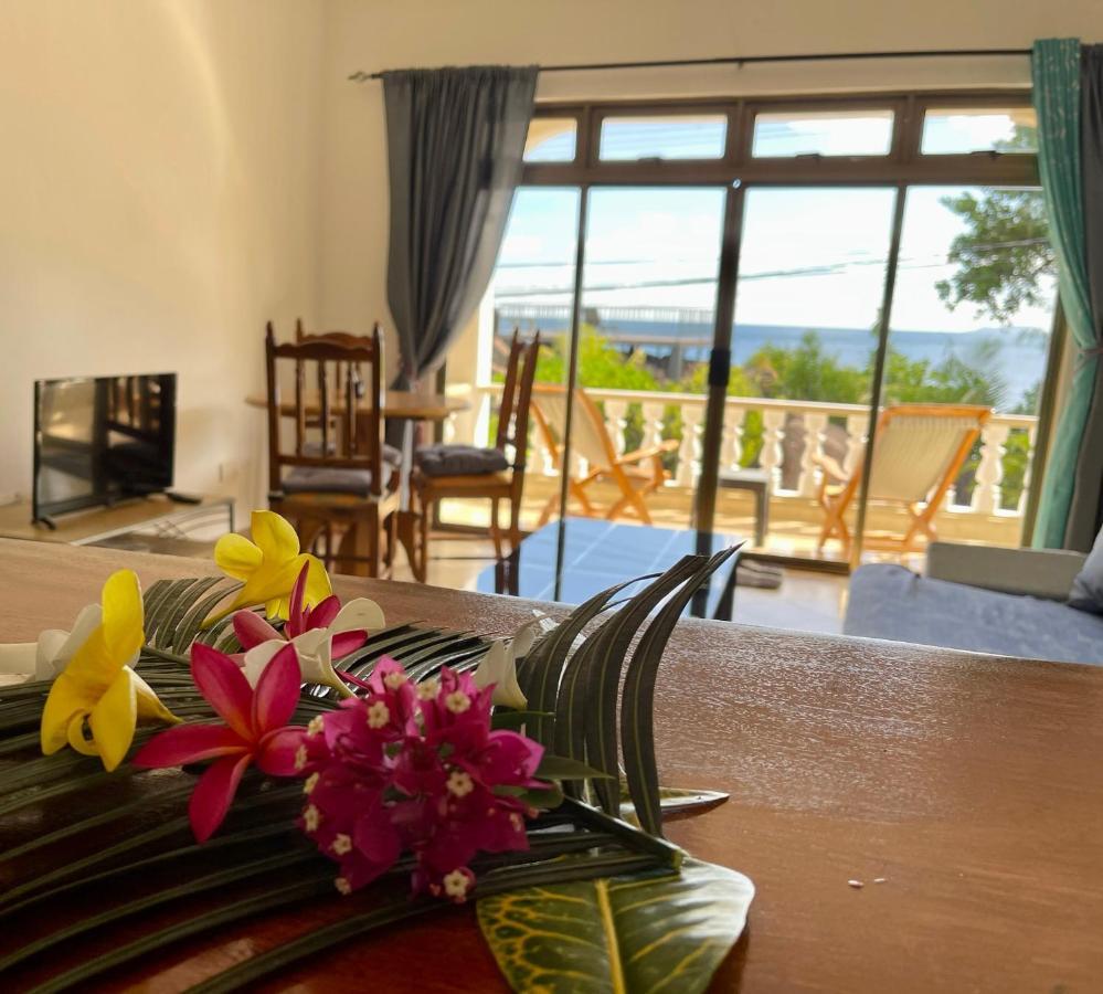 Apartamento Jardin Marron Baie Sainte Anne Exterior foto